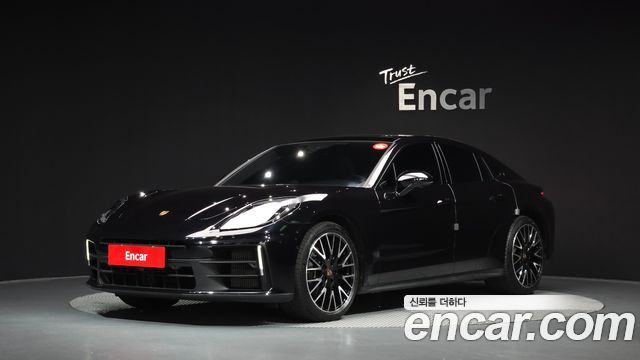 Porsche Panamera 2025