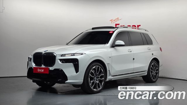 BMW X7 2025