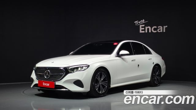 Mercedes-Benz E-Class 2024