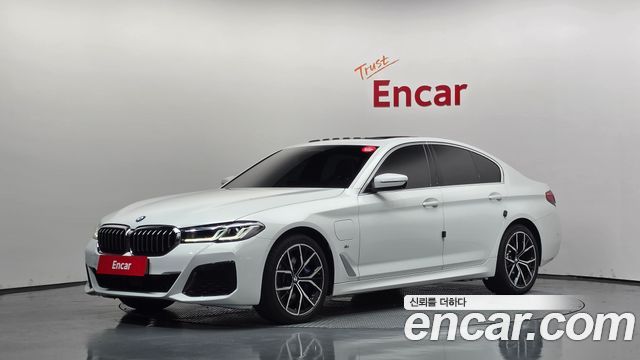 BMW 5-Series 2021