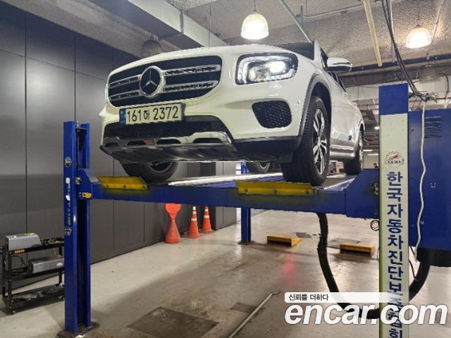 Mercedes-Benz GLB-Class 2022