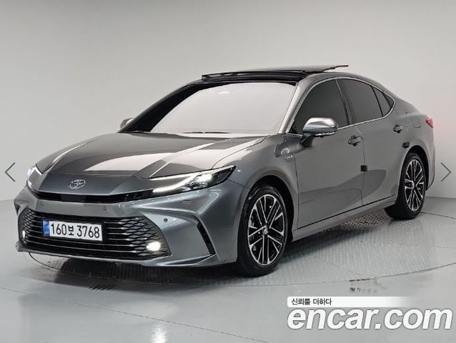 Toyota Camry 2025