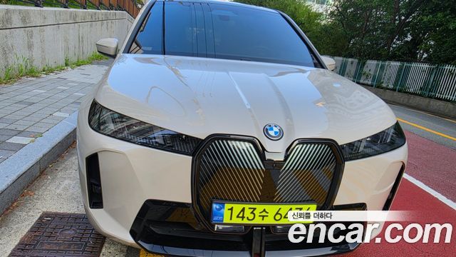BMW iX 2025