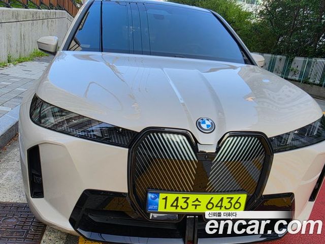 BMW iX 2025