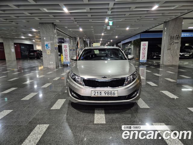 Kia K5 2010