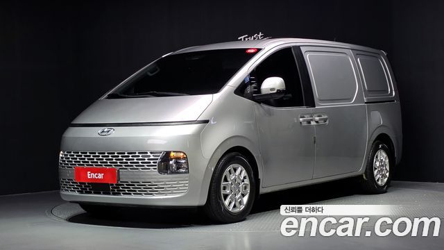 Hyundai Staria 2022